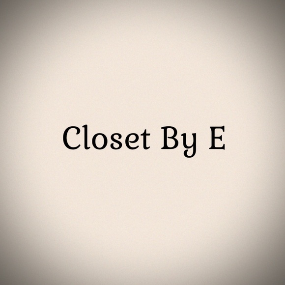 Meet your Posher, Emily - Picture 1 of 1